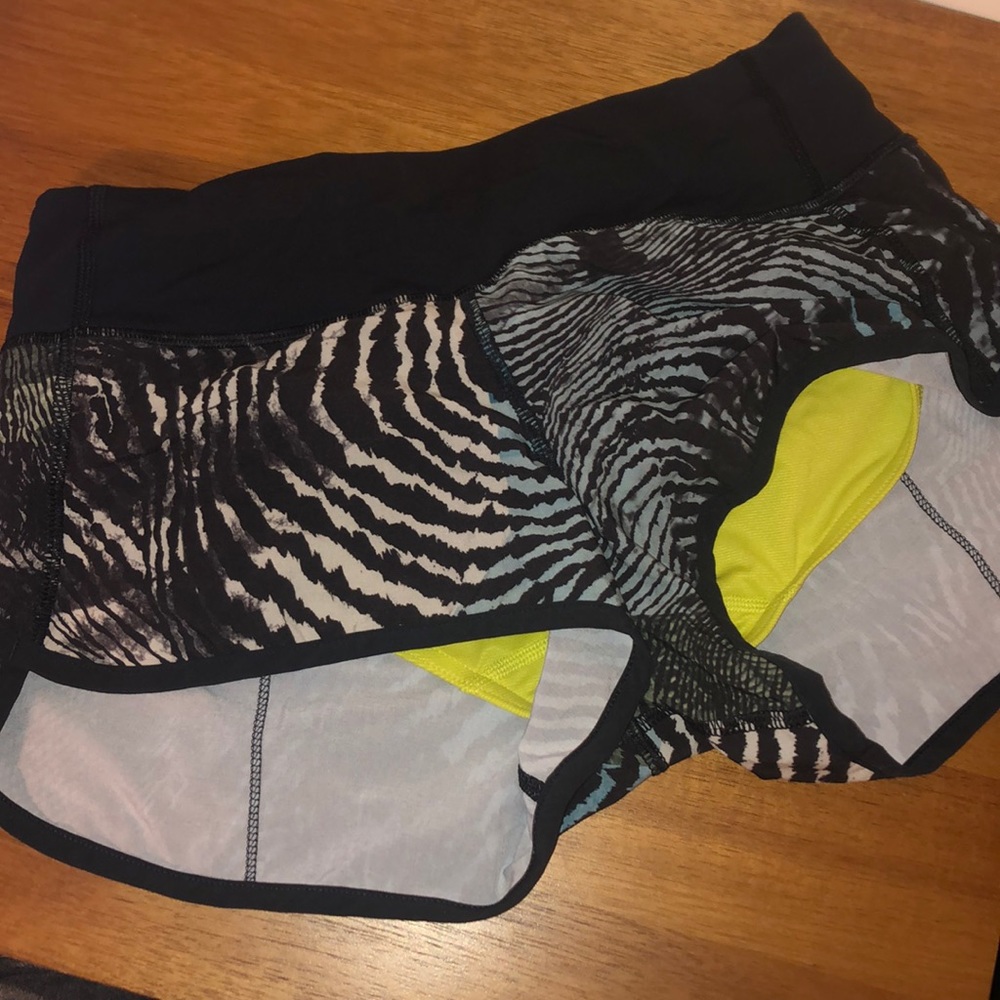 Lululemon Seawheeze 2016 Print Speed Shorts